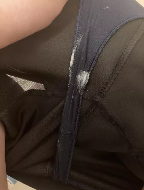 I love wearing dark panties cuz it makes the white look so much better 😅