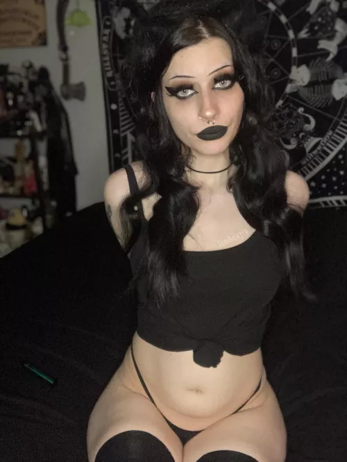 I may look sweet but I’m thinking about crushing your balls right now:) [domme][oc]