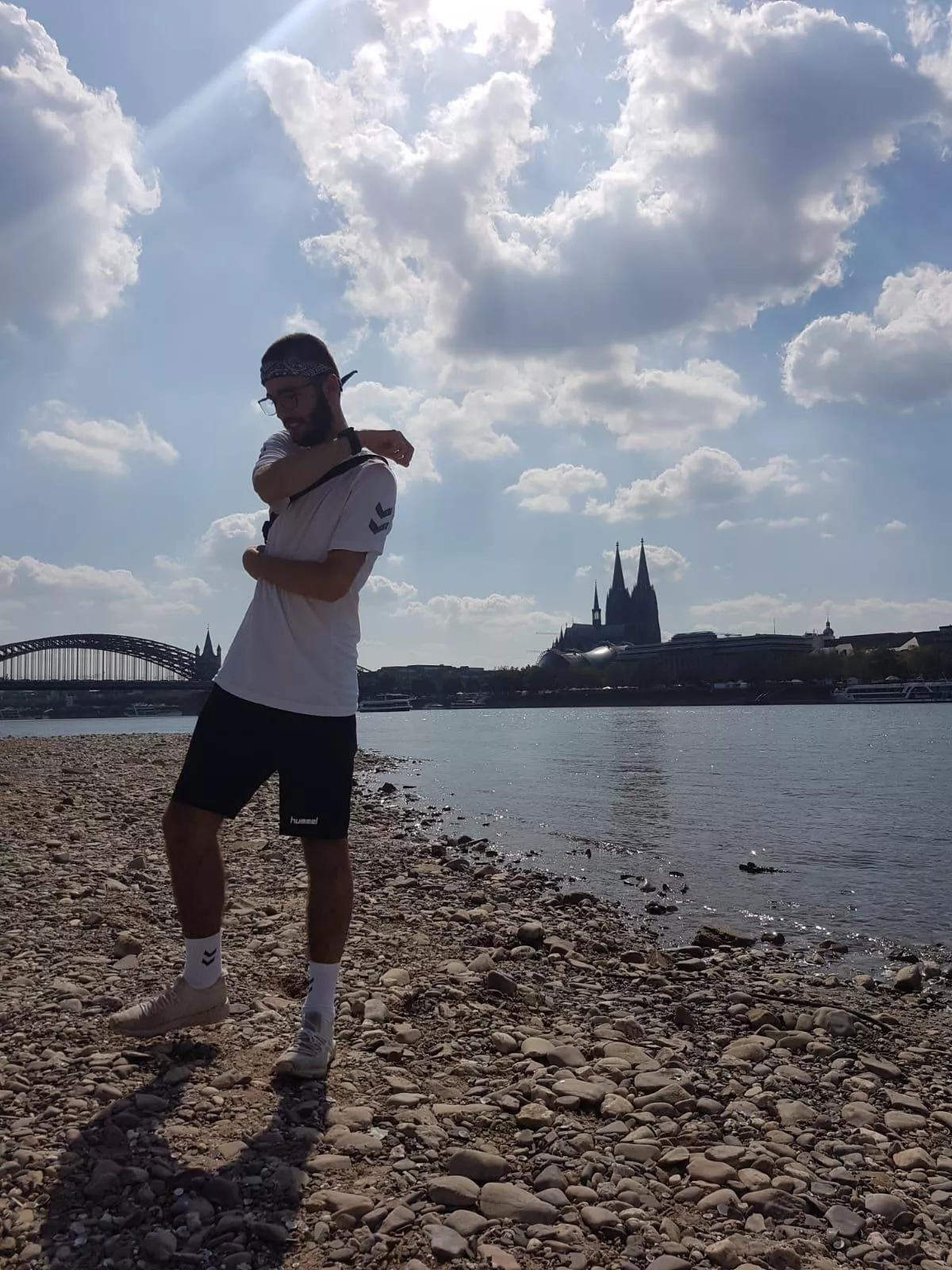 I’ll enjoy the last few hours as a 20 year old. Some company?