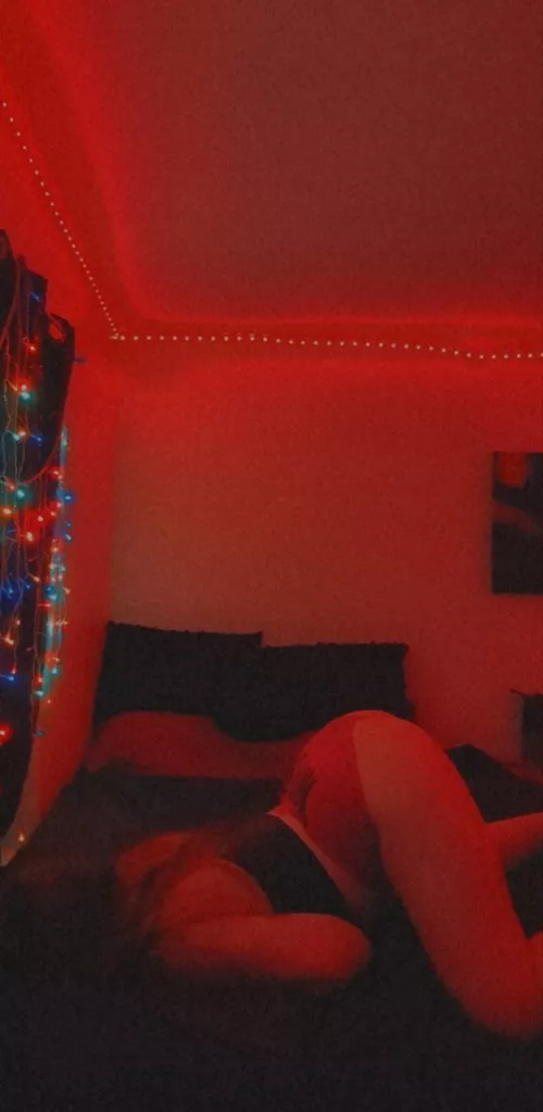 my ass wants to feel this hot cock