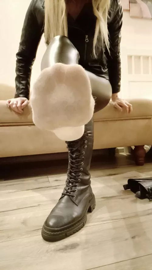 My dirty socks would feel amazing against your face 💋 [F]