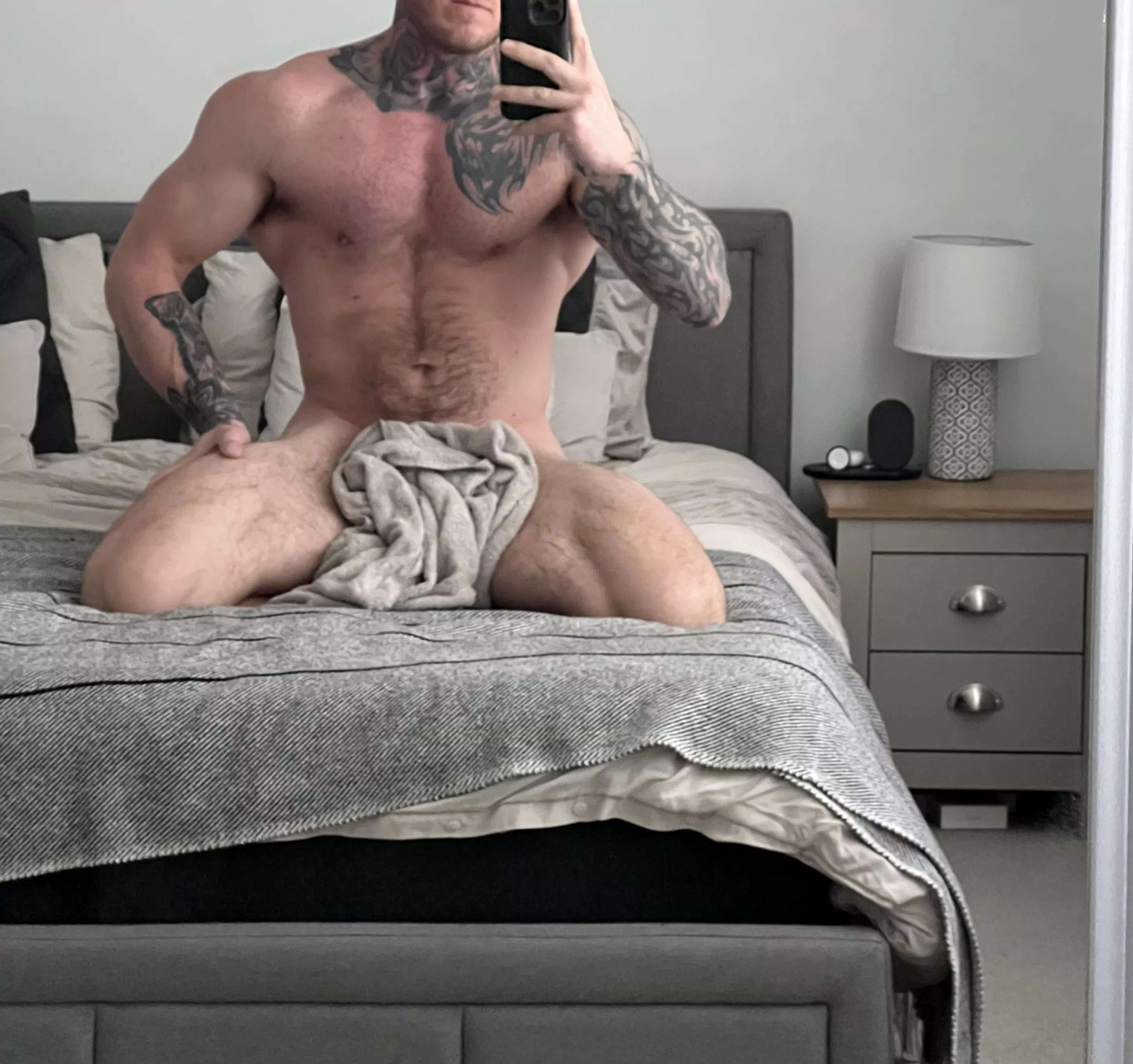 Still abit shy to show everything (m) (33)