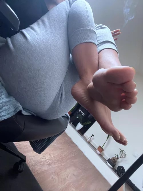 This is the view from the bottom of my feet enjoy it to the fullest and do your best while watching my feet