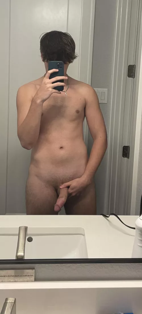 Who wants my teen dick?