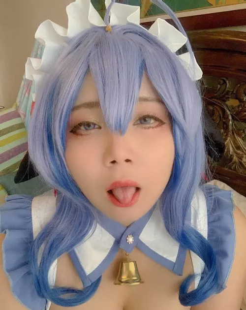 Would you date a nerdy but cute Asian girl? 🐰18f