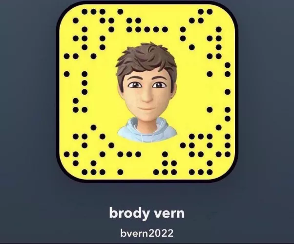 18 m straight looking for other straight and muscular bros: snap: bvern2022