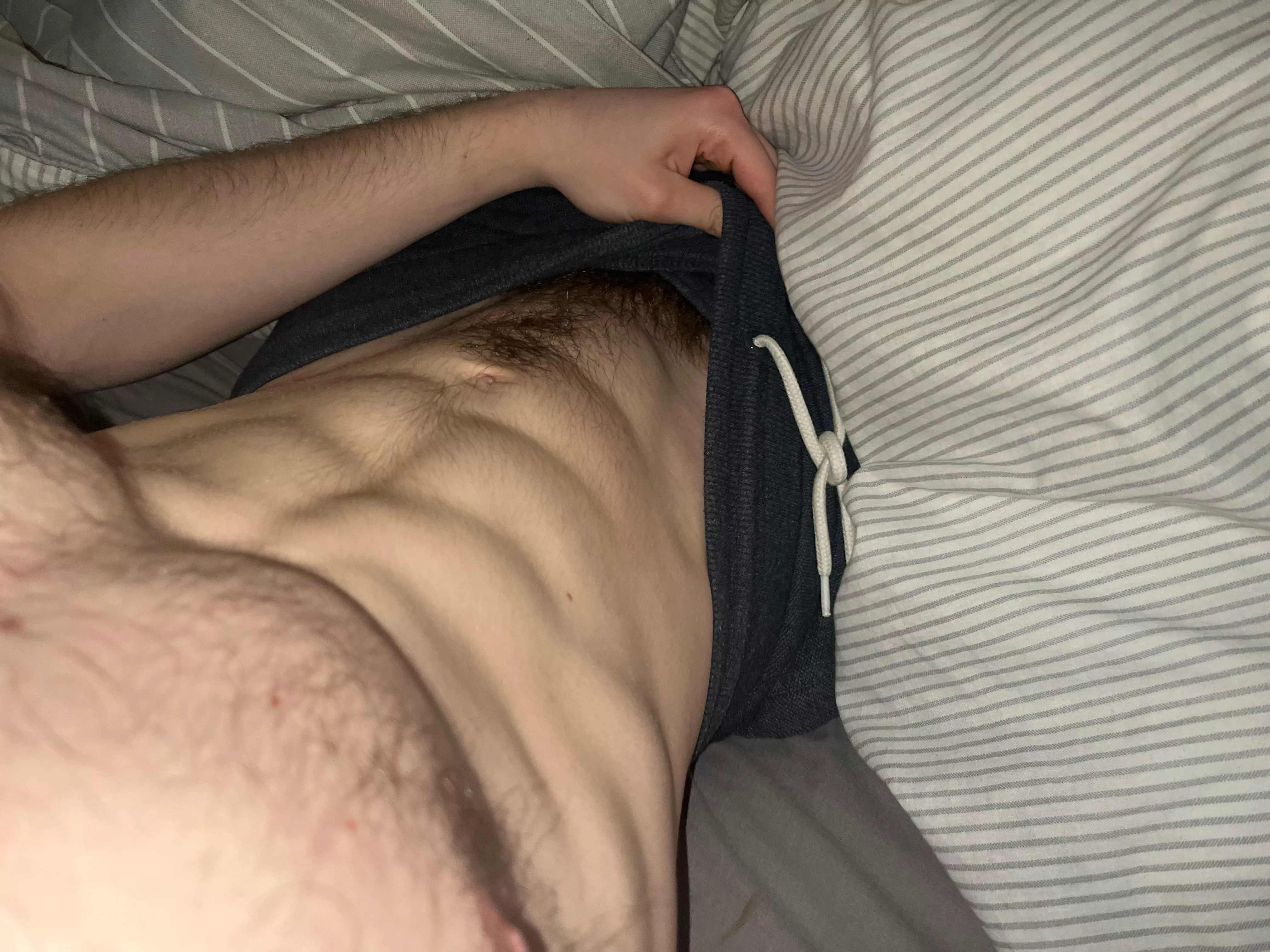 22 UK, into gym dudes. OHall24