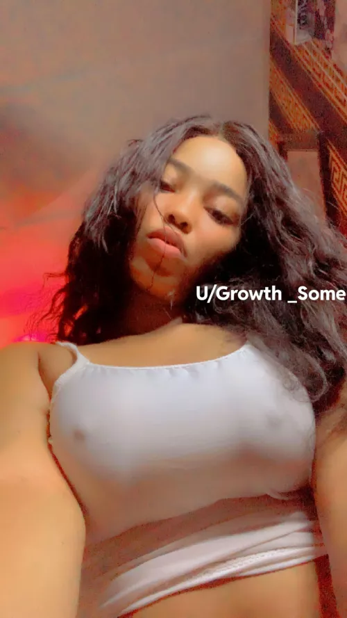 24F Looking to be a sugar baby for a white Master.