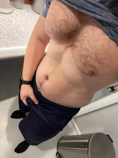 26 straight Dom looking for other “doms” to compare cocks. Come get put in your place. Loser has to obey the winner, come be my bitch. Snap is jaycox12321