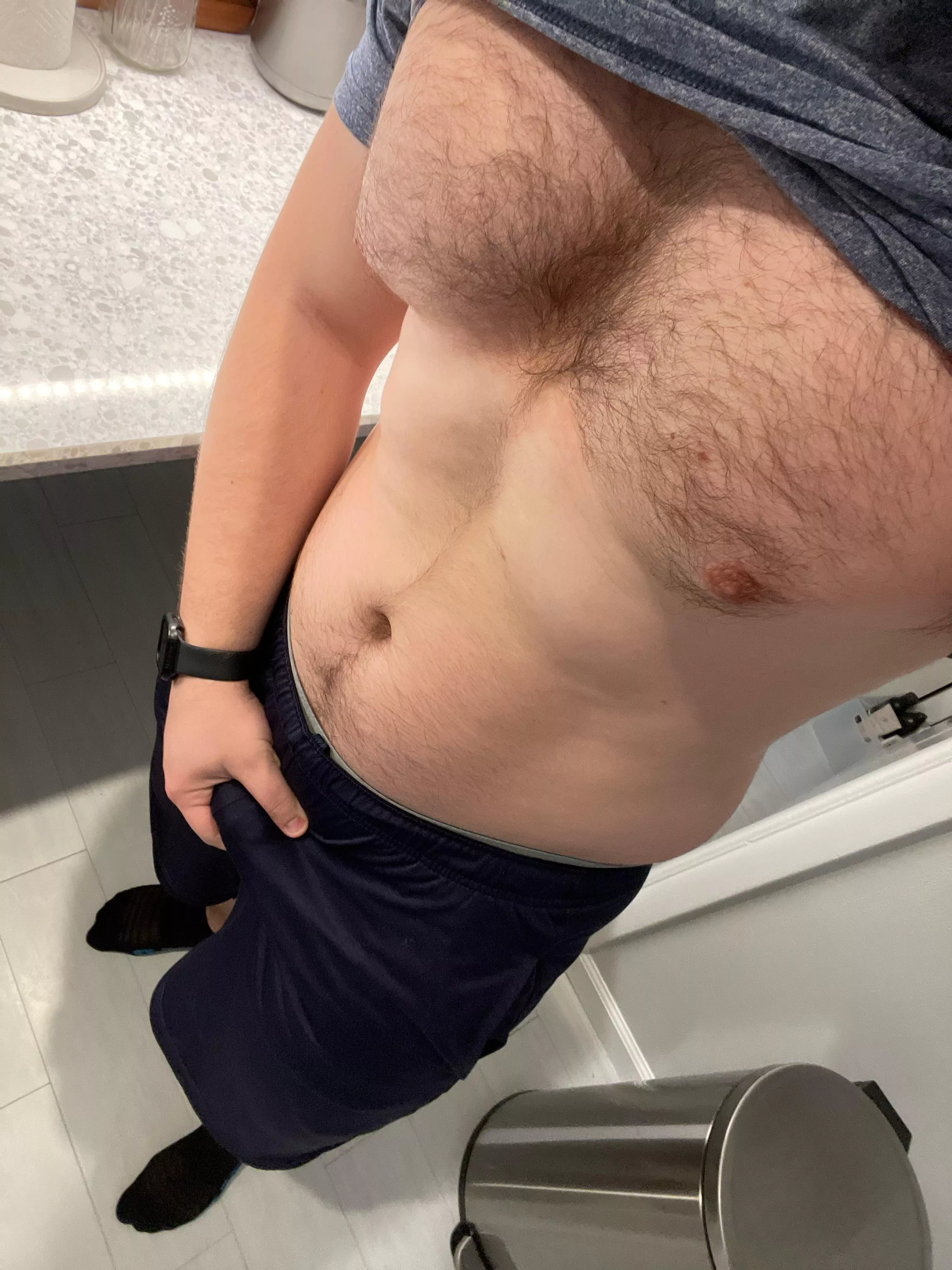 26 straight Dom looking for other “doms” to compare cocks. Come get put in your place. Loser has to obey the winner, come be my bitch. Snap is jaycox12321