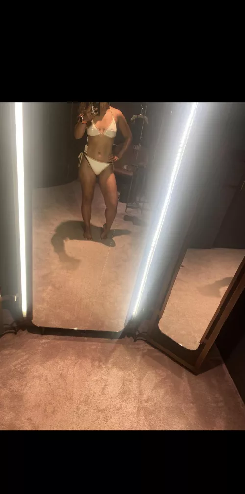 Bikini try on