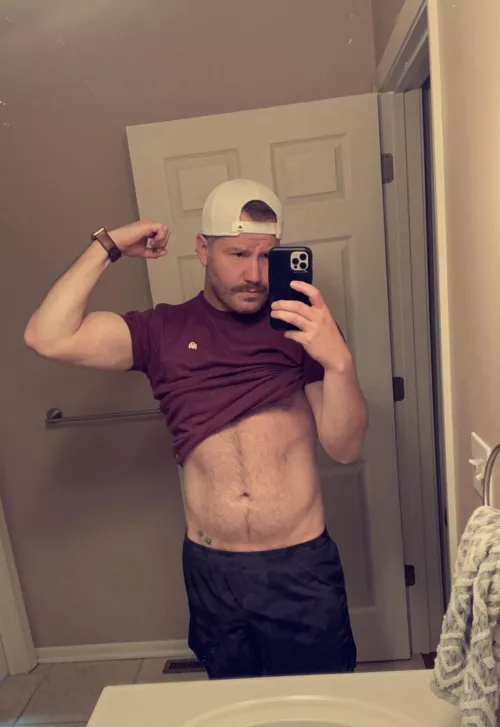 Fitness/health journey is slowly paying off 💪🏼