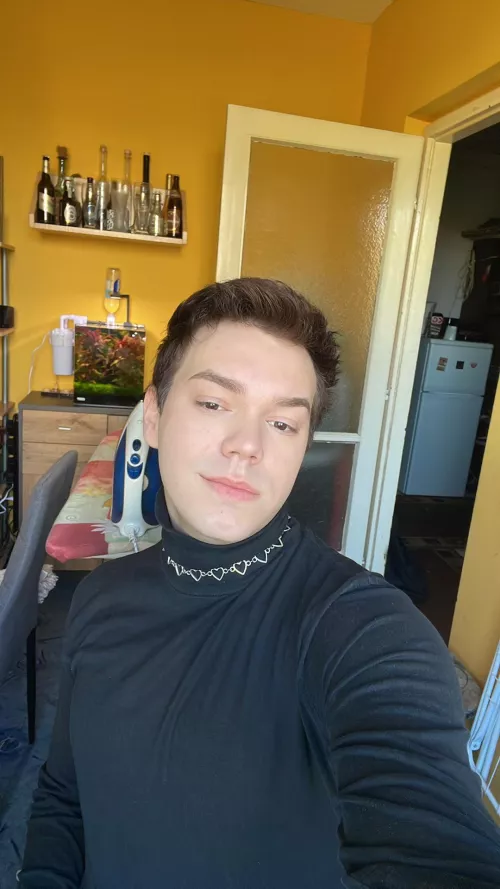 Hello People! Wanna play some league?