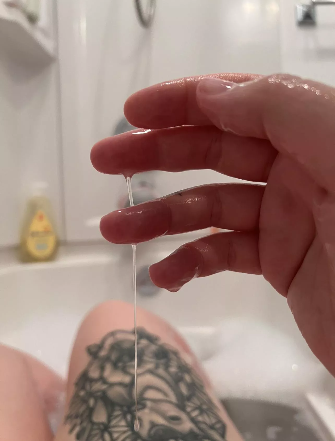 How dirty girls get clean 💦🧼