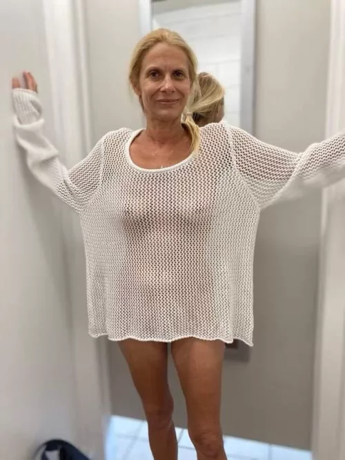 I think it’s too big! ✨💛🙈