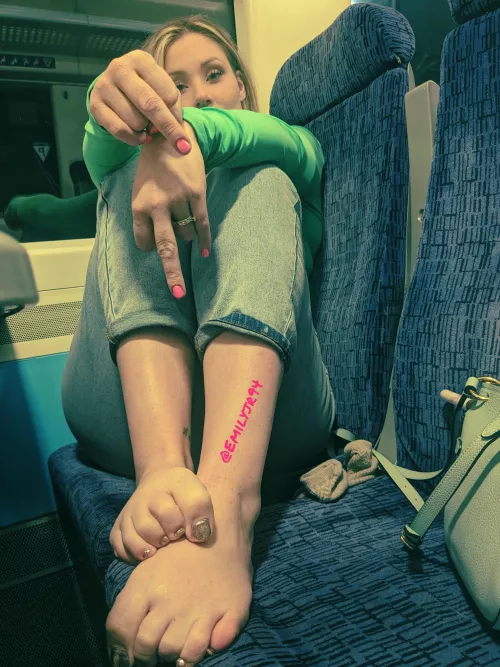I want my feet worshipping while on the train... Who's going to be the lucky boy? 😈