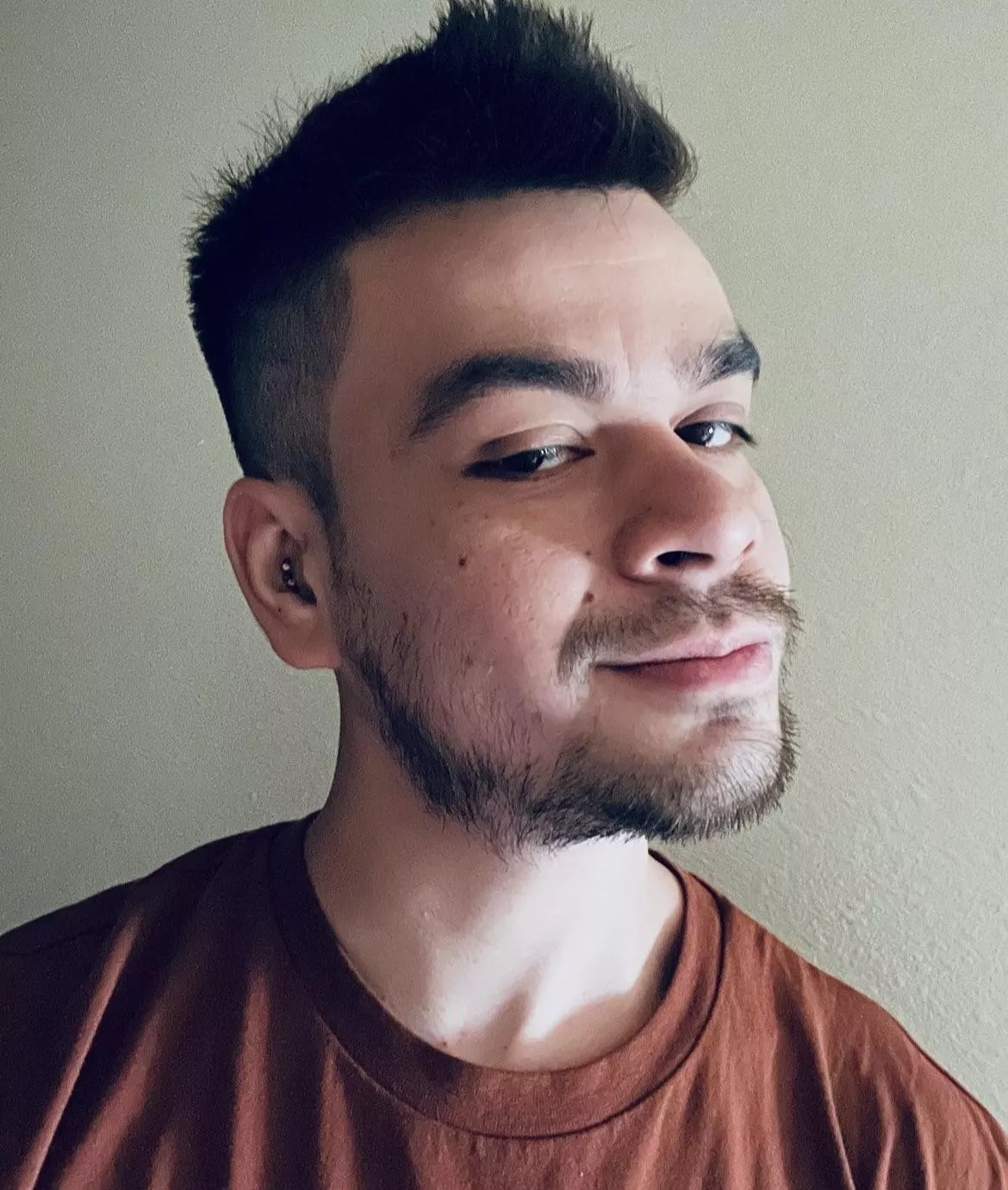 I’m Not attractive but I want to post a pic anyway ♥️