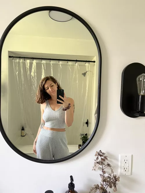 It’s a good day to have a good day ☀️ [f]