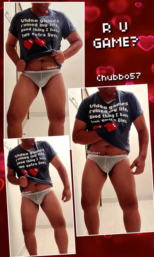 Kini: White briefs. I'm no gaymer, but I do know how to work a joystick pretty well 😜🕹️🎮🎲🕹️😅