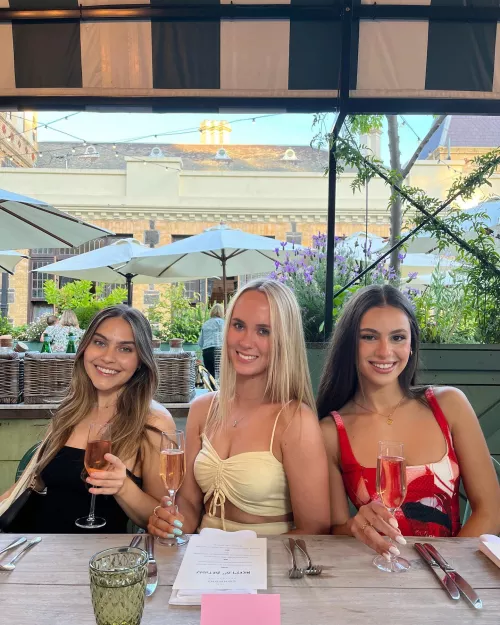 Ladies who Brunch 🥂