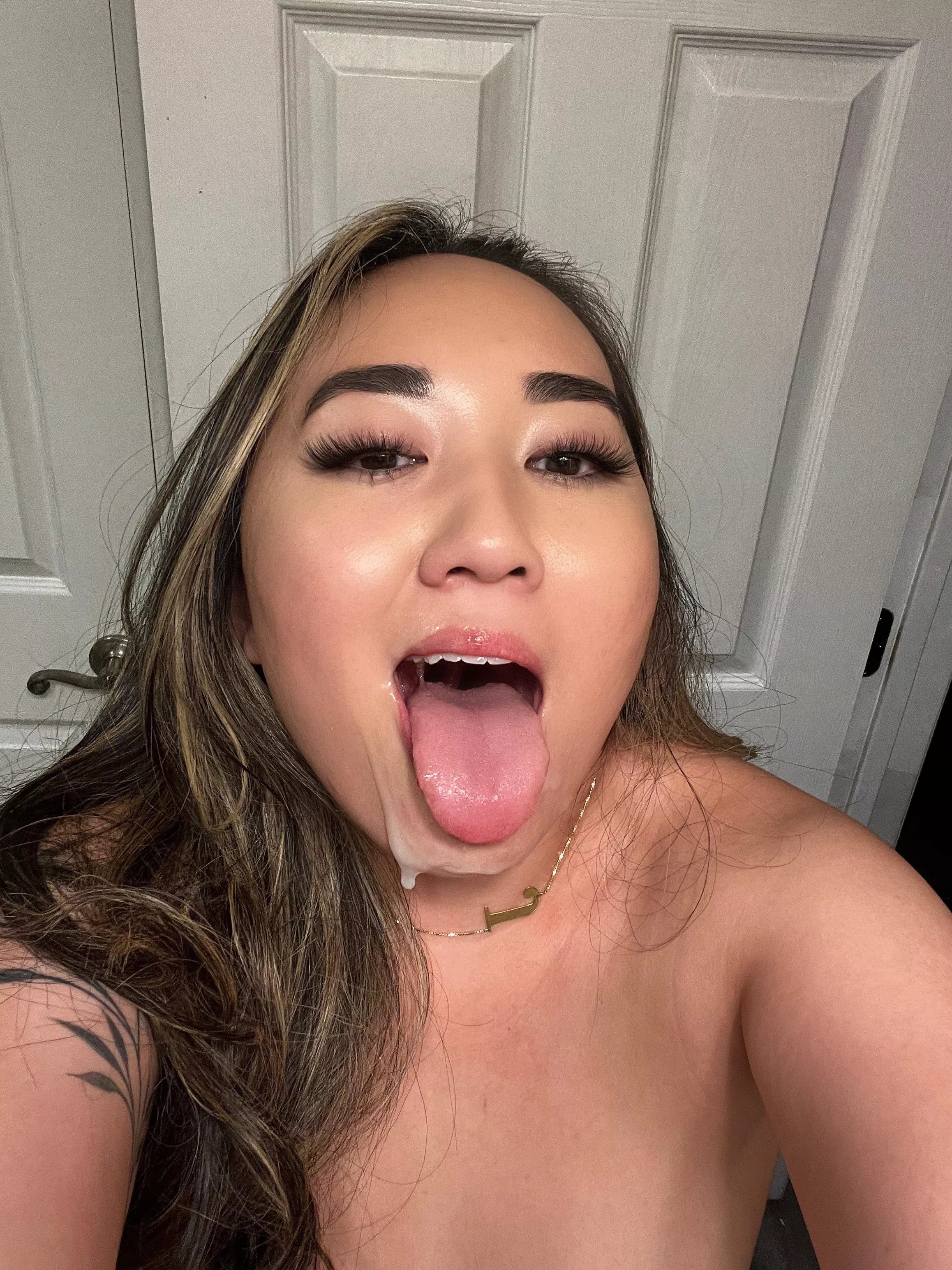 Let me be your asian fetish🤍