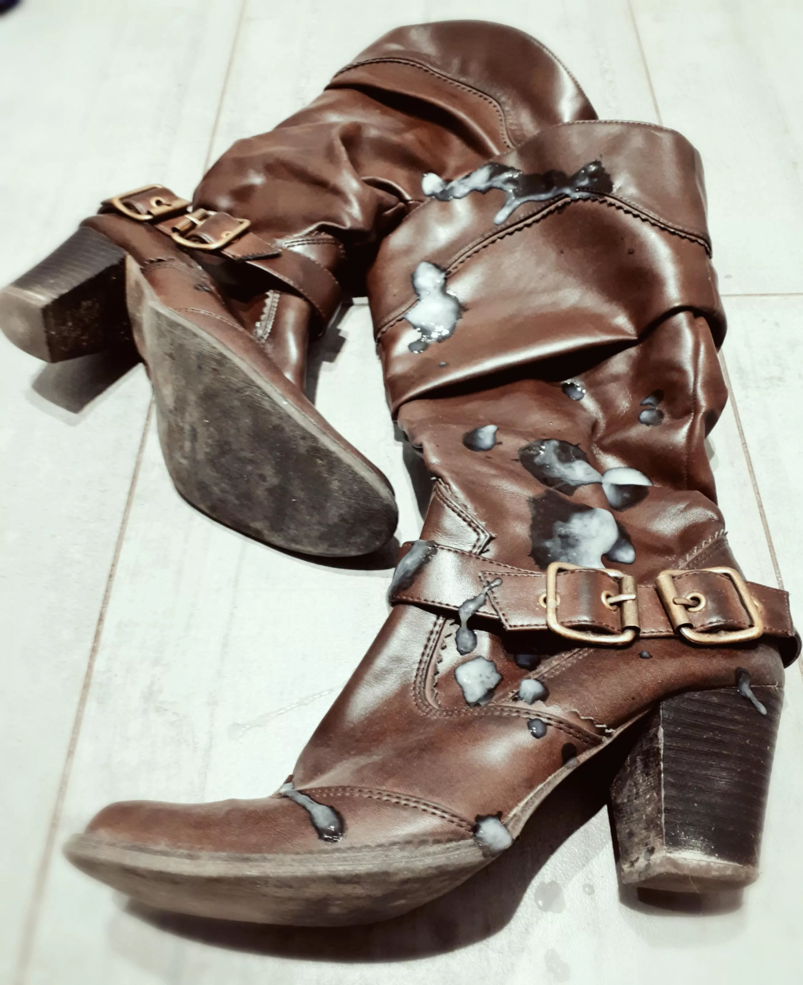 [Proof] Cum on boots