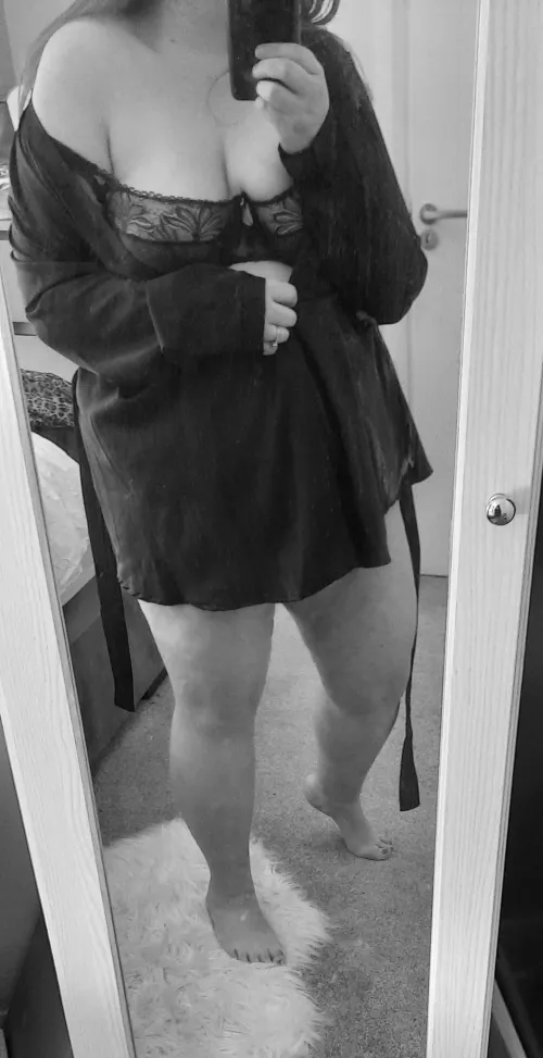 Satin Sunday feels 😍 [F]