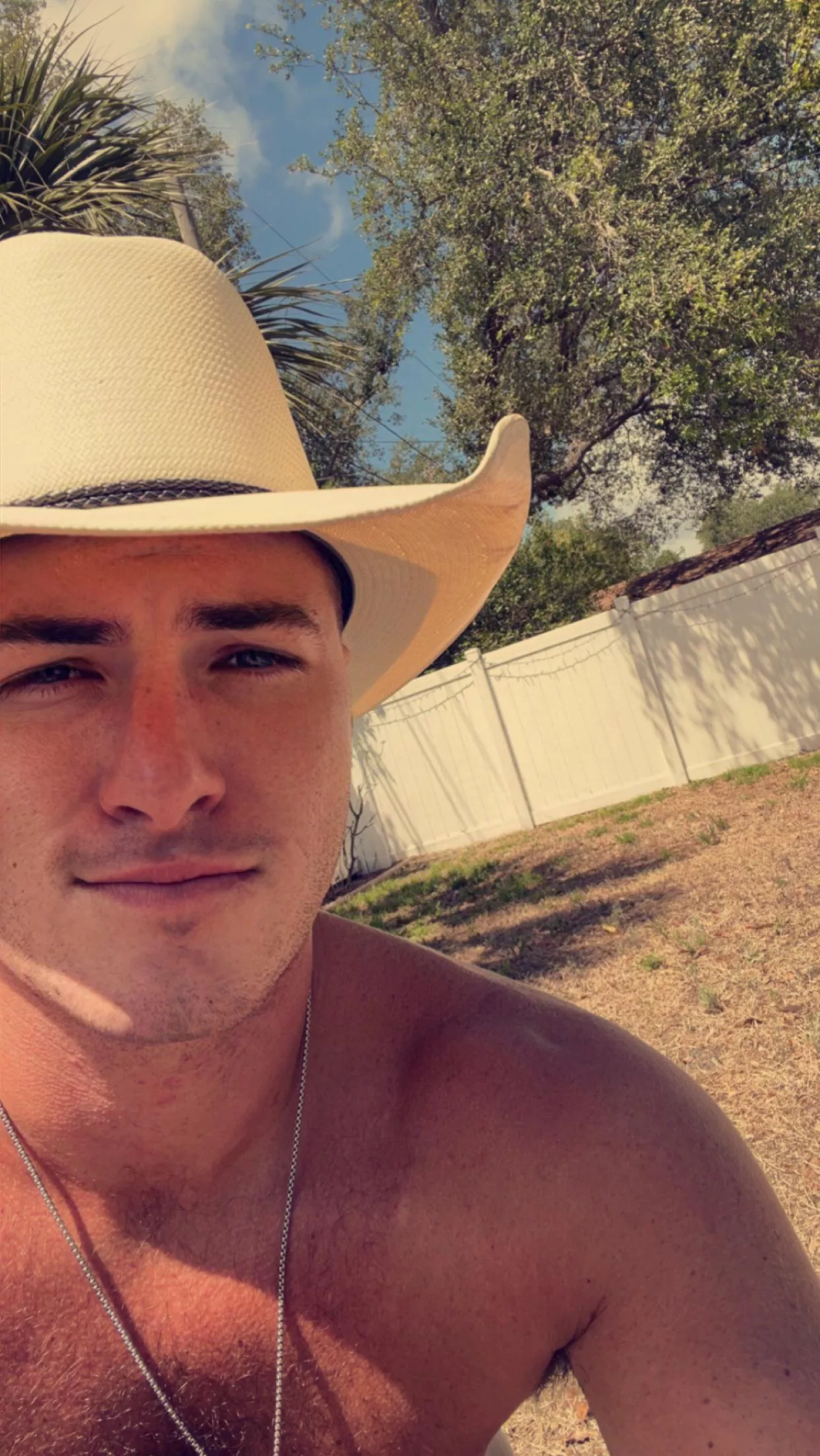 Save a horse, ride a cowboy 🤠