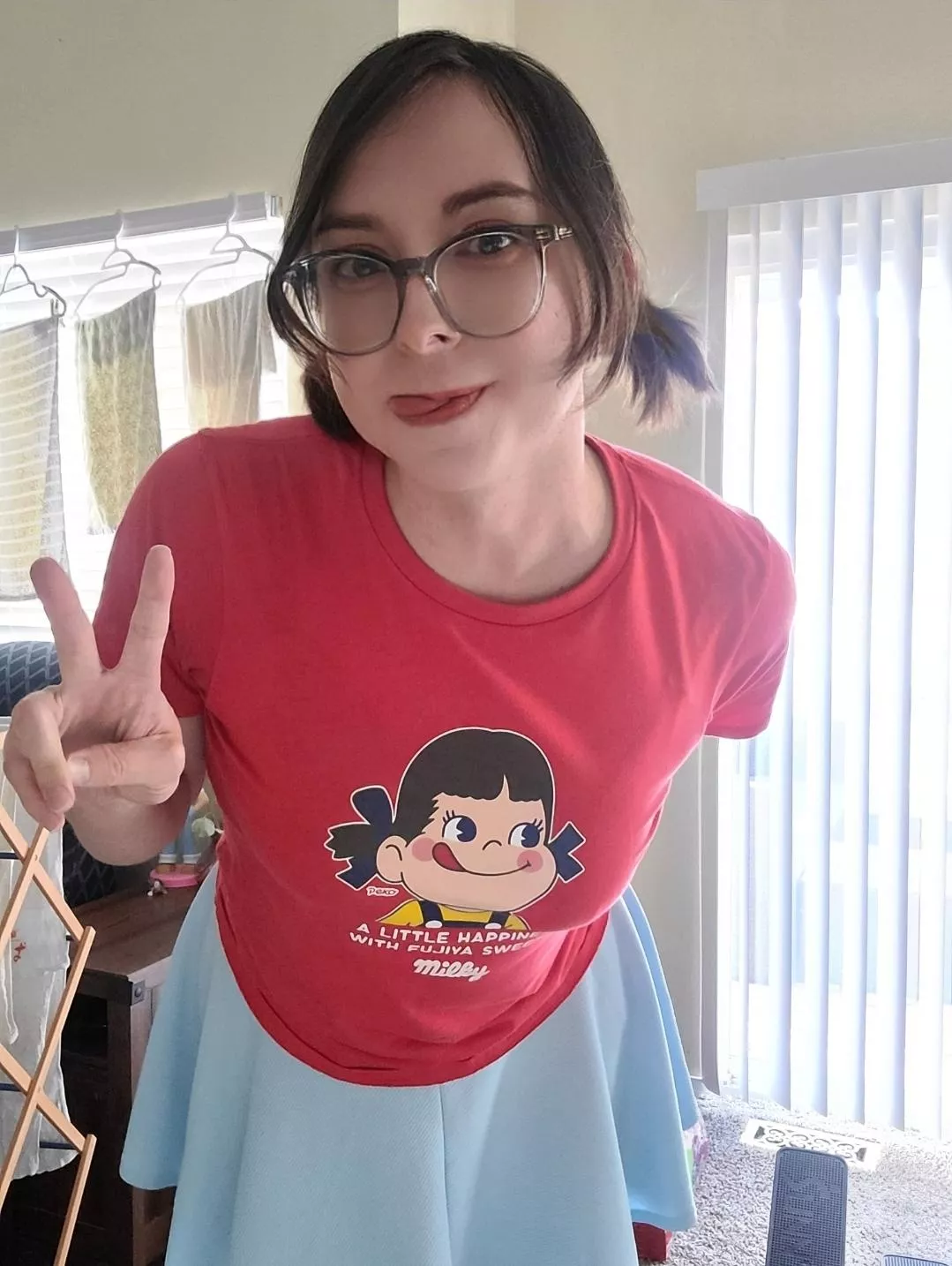 Tried to match my shirt (but looks like I'm missing an arm 😆)