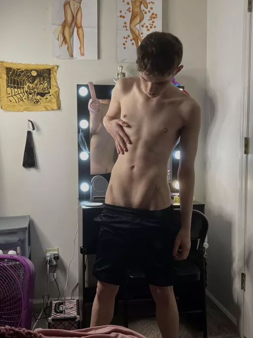 who wants to suck me off