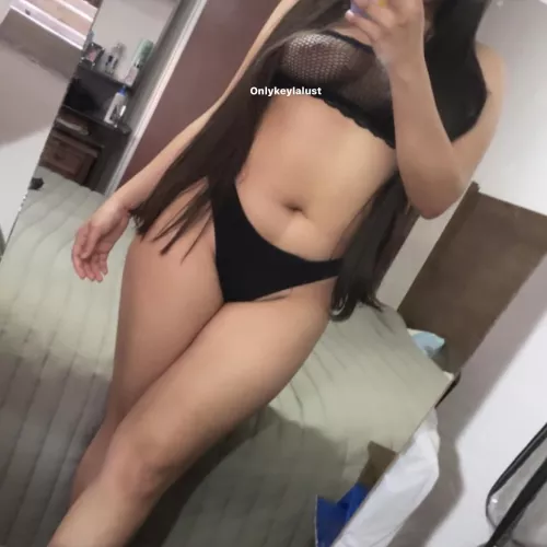 would you let a thick latina [domme] like me laugh at your useless clit?