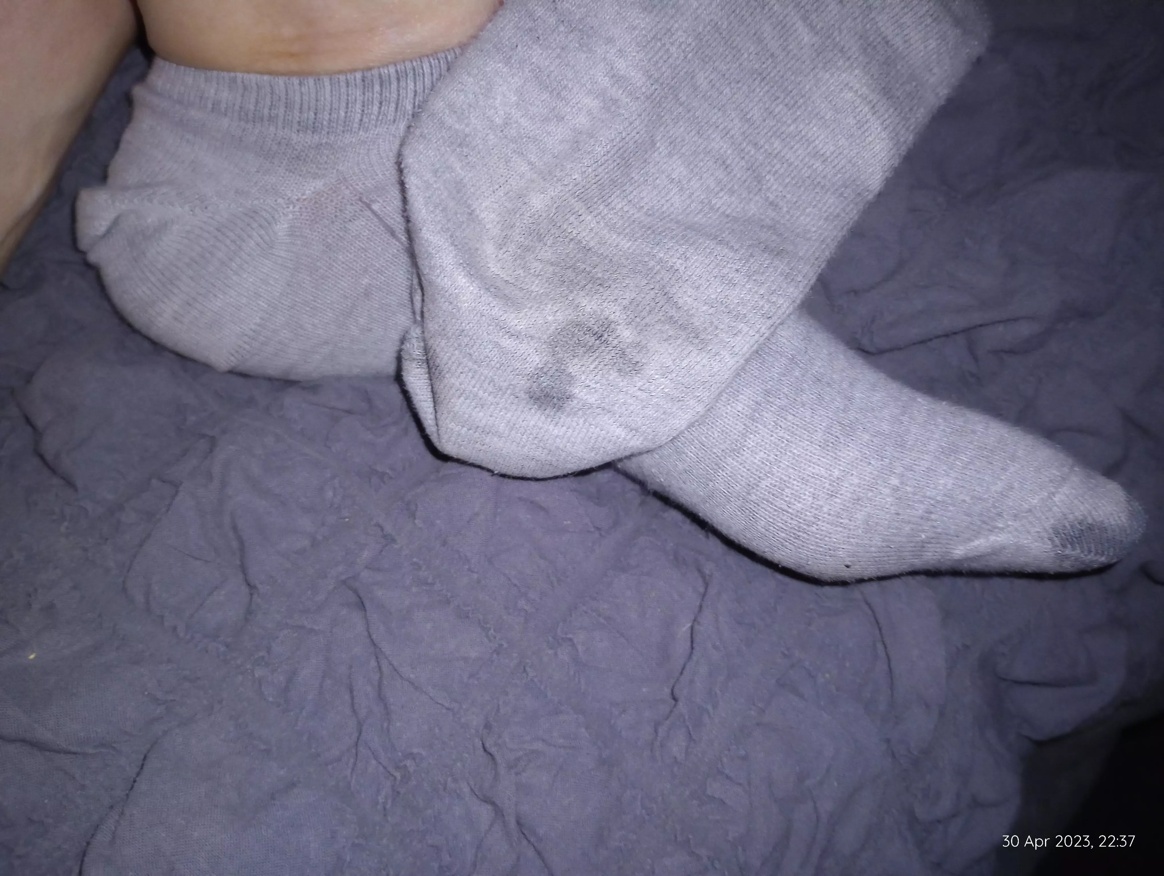 17 hours inside my sweaty trainers, look at the little sweat marks ☺️