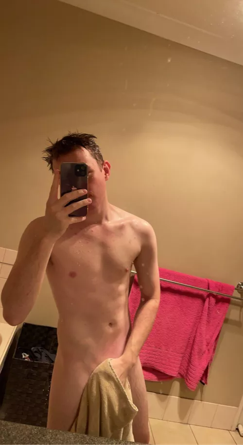 22 Aus, need someone to make me nut