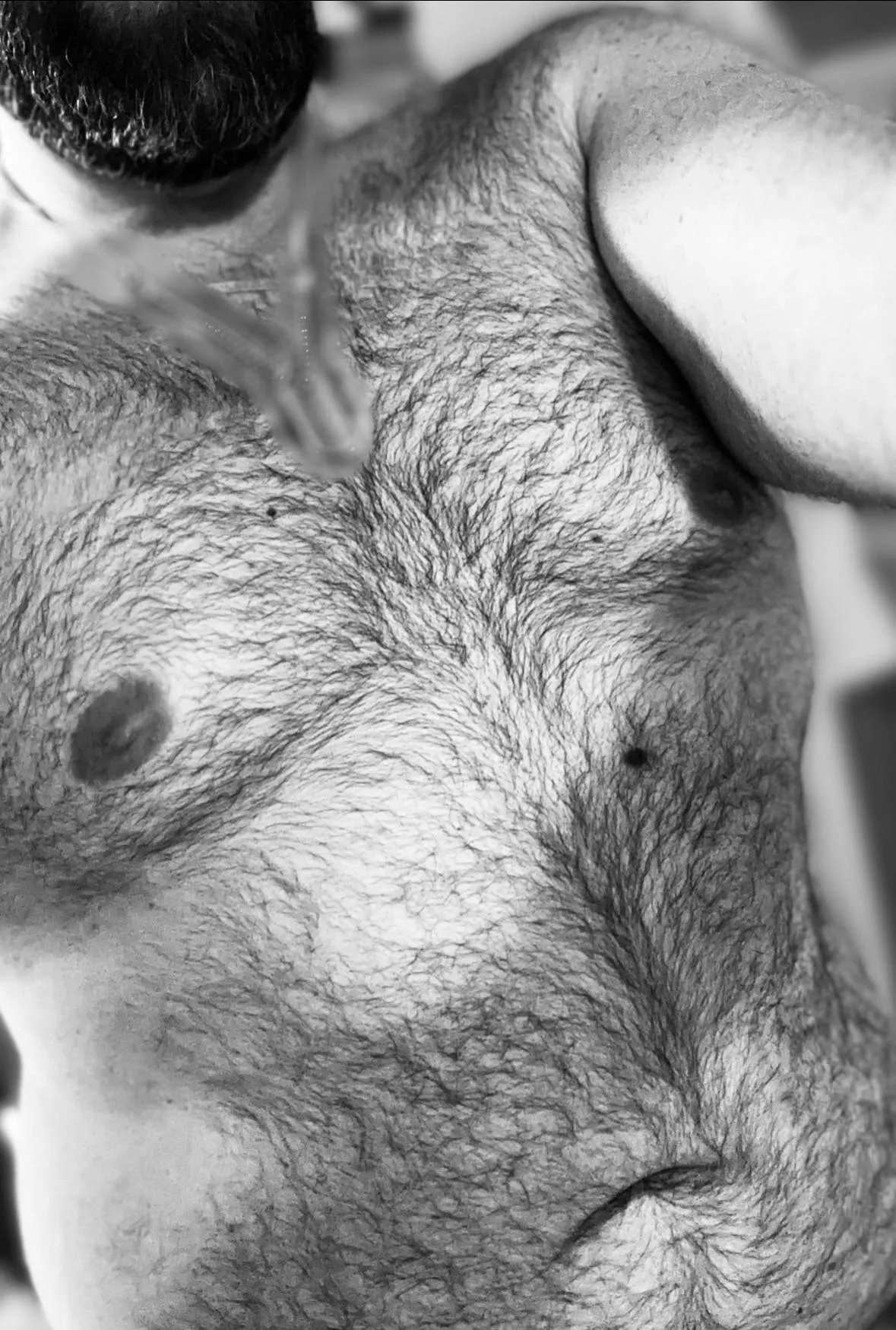 45M DADDY BEAR HMU IF INTERESTED. MORE PICS IN PROFILE.