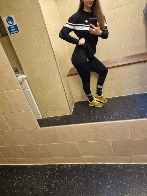 Before I go home it's time for an 'fat ass' check