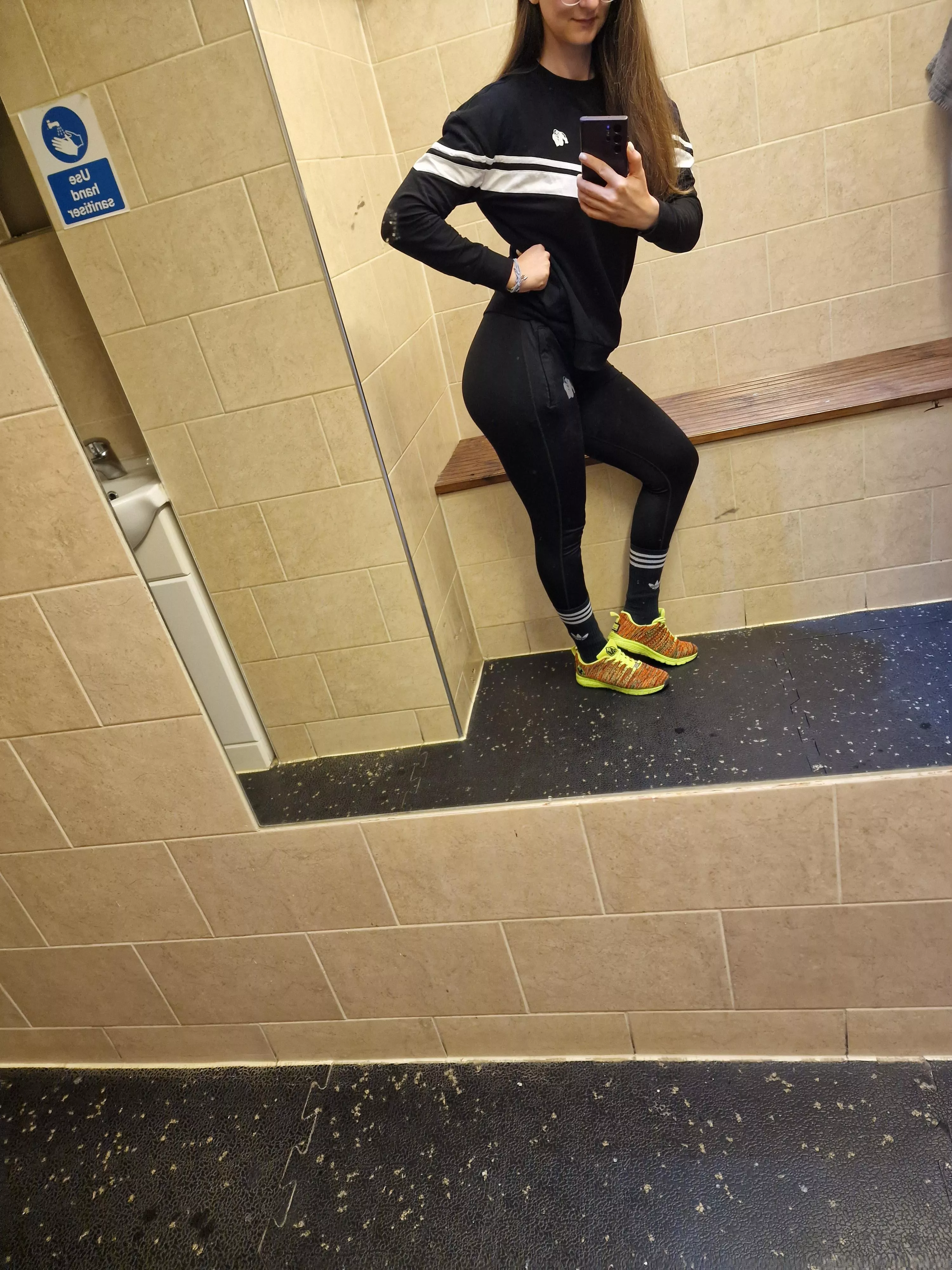 Before I go home it's time for an 'fat ass' check