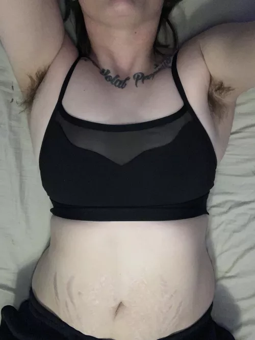 Come sniff these thick pits