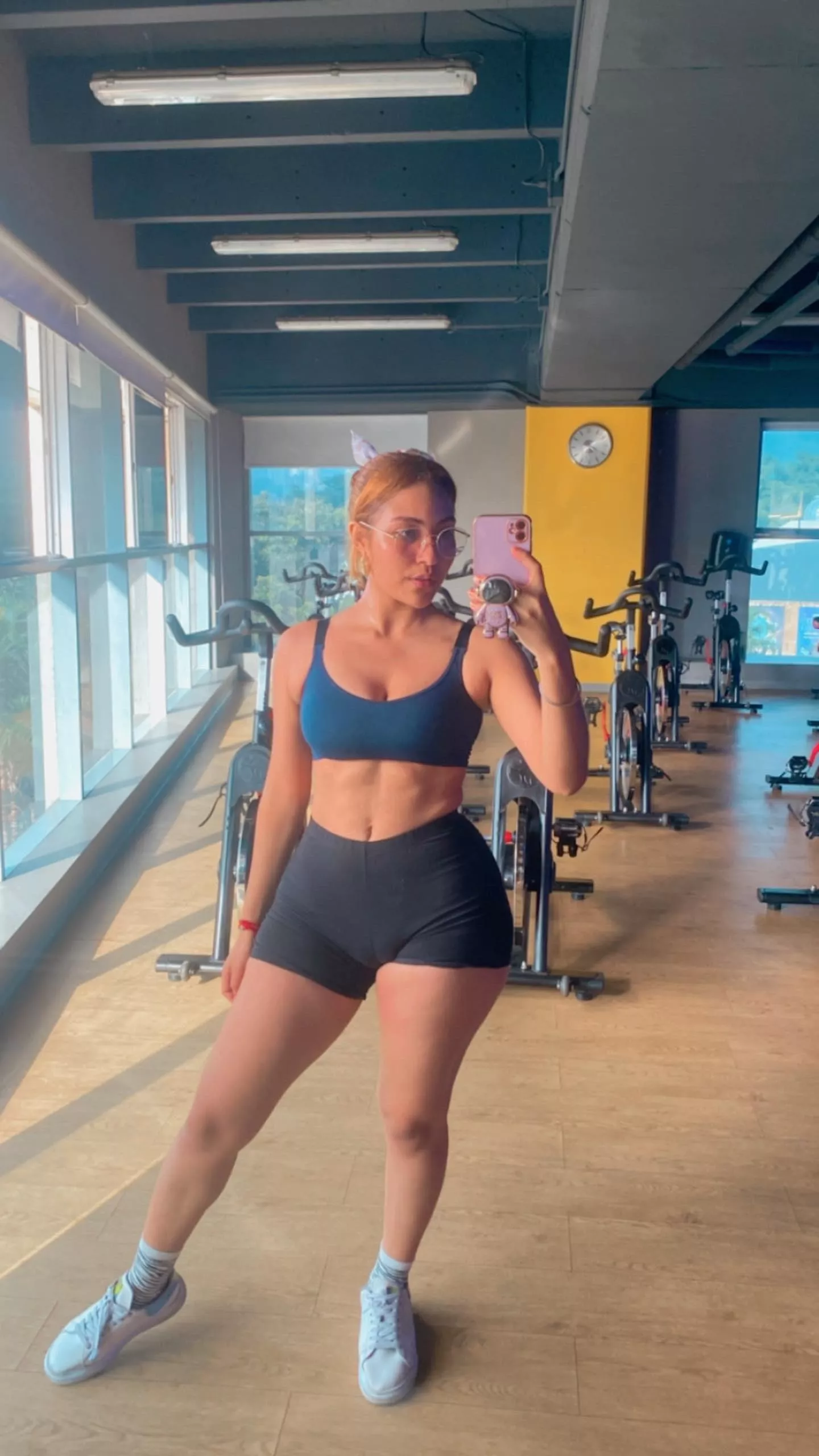 do i look pretty or cute? x F19