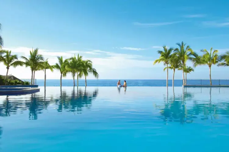 Dreams Cancun Resorts- Begin your romance