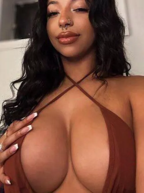 FaceTime $15 till cum Dm me now 🥰💦