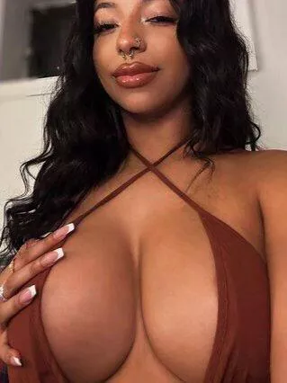 FaceTime $15 till cum Dm me now 🥰💦