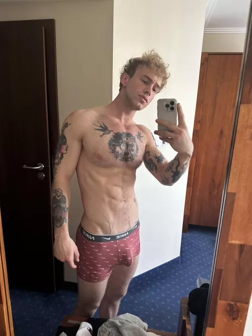 Fresh bulge out of the bed