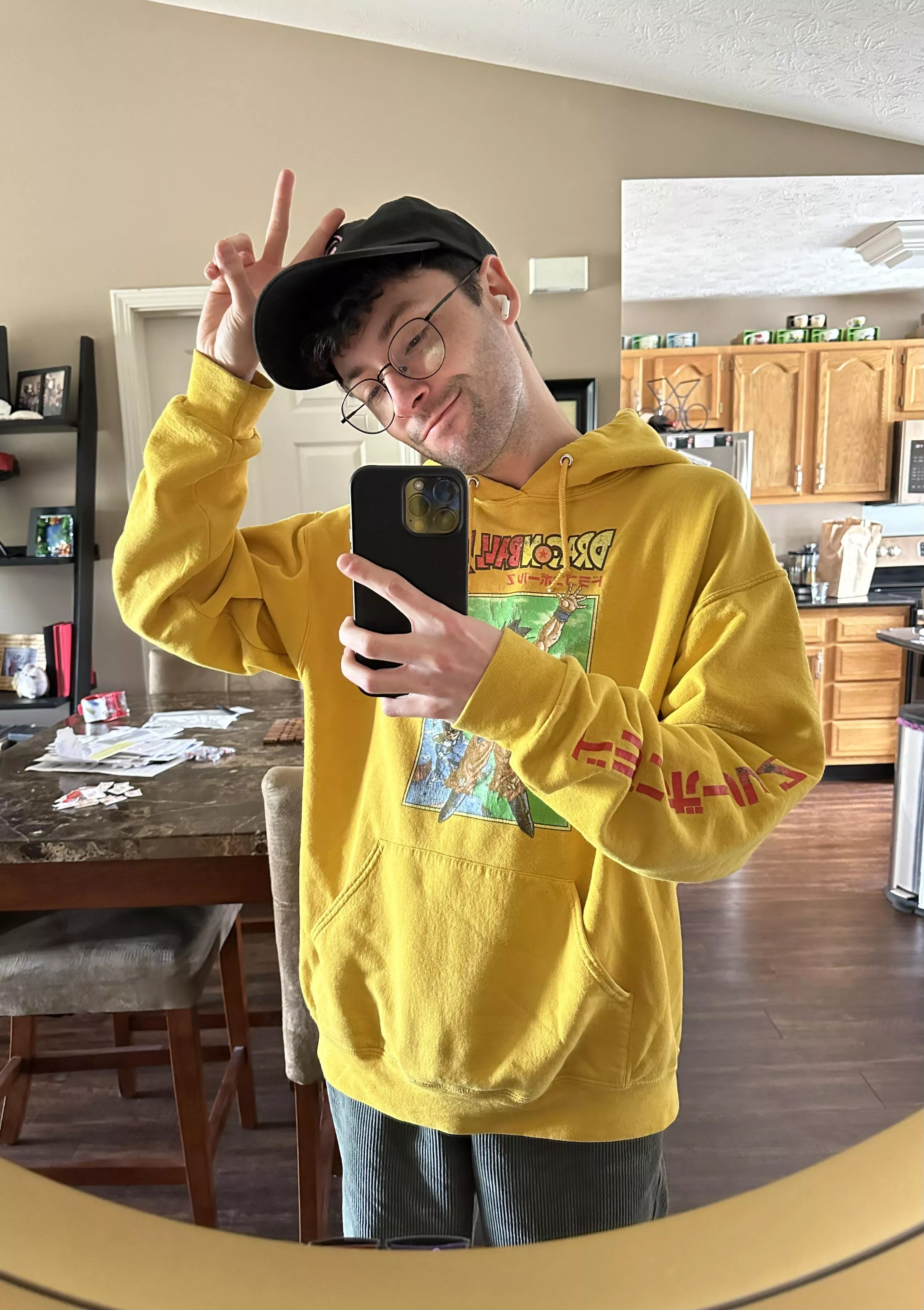 Happy Monday besties