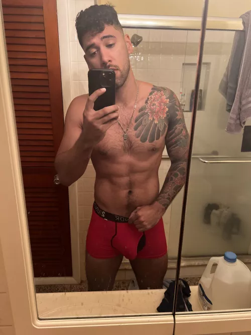 Heard that you can fuck Sunday scaries away. Any takers?