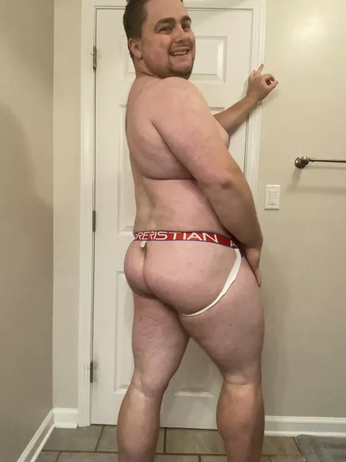 Hope you enjoy my thick thighs 🍑