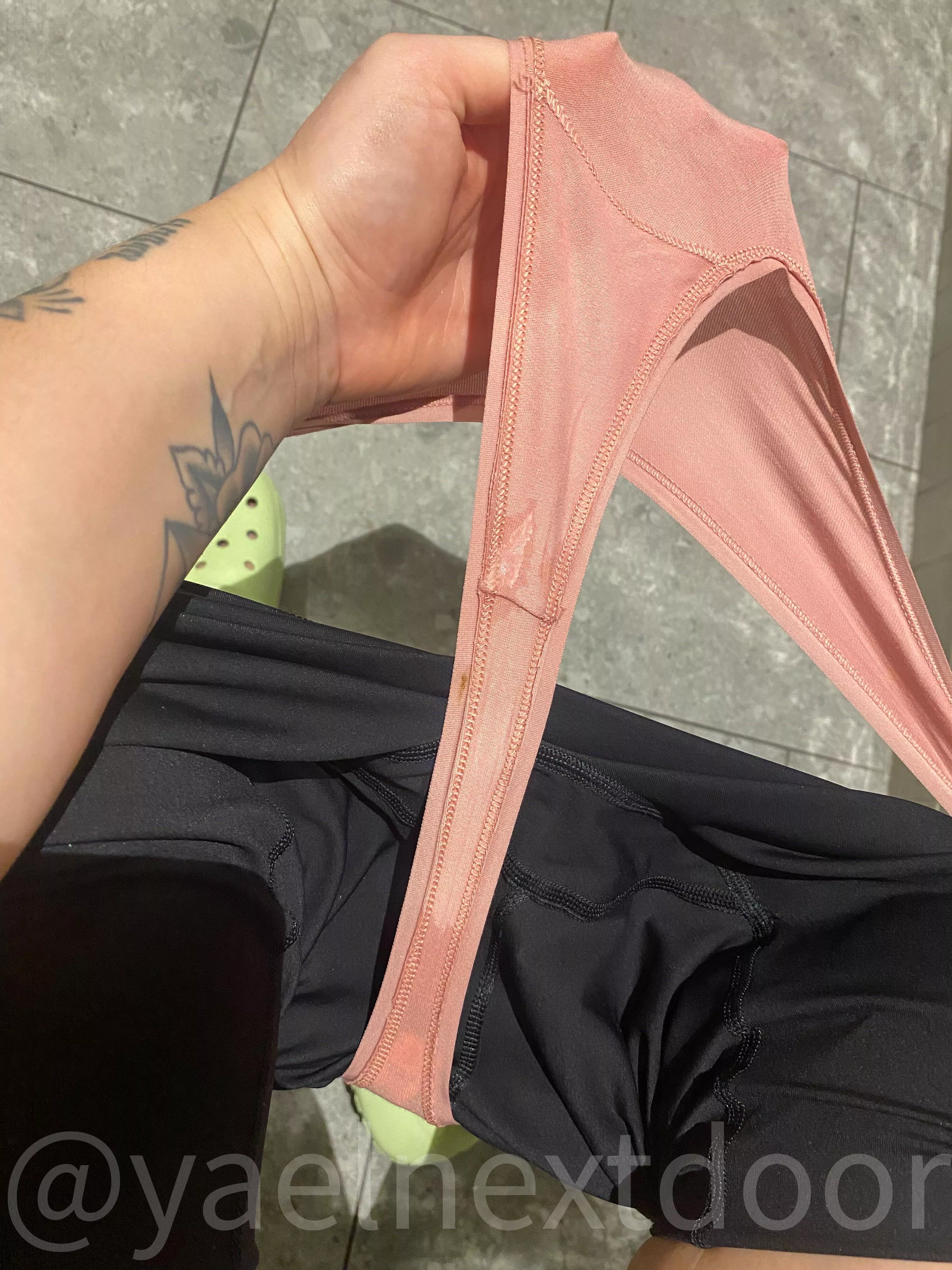 Hot yoga and I’m horny 👼🏼