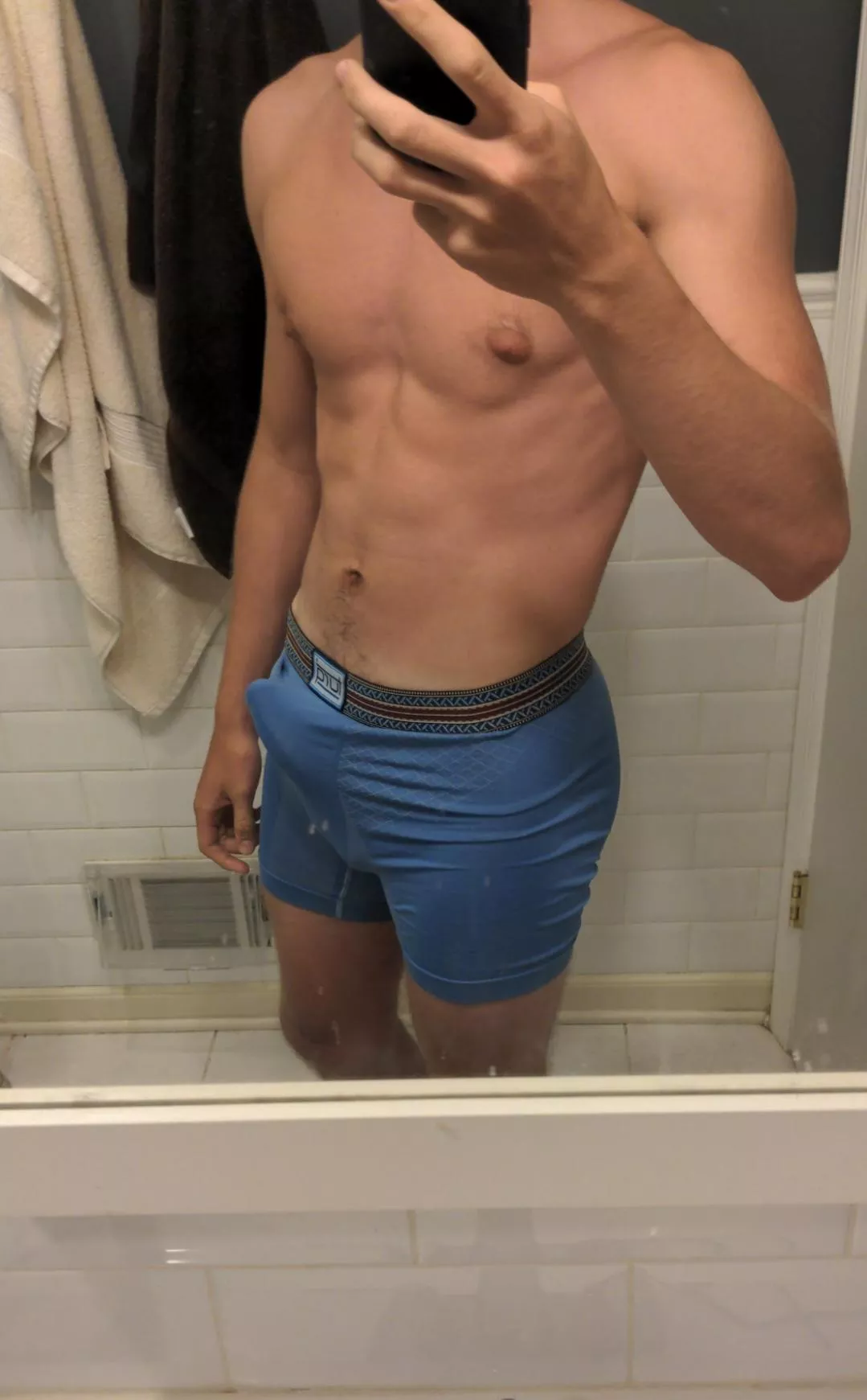 How does this sub like younger men like me? (18)