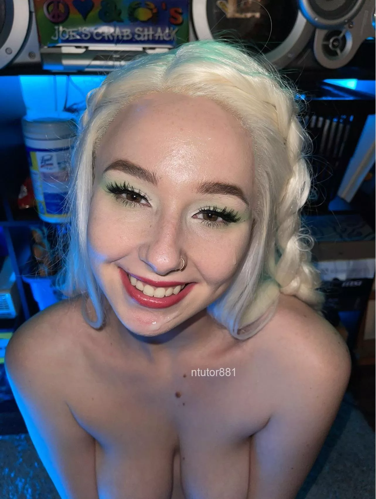 I love having my face covered in your load 🥺