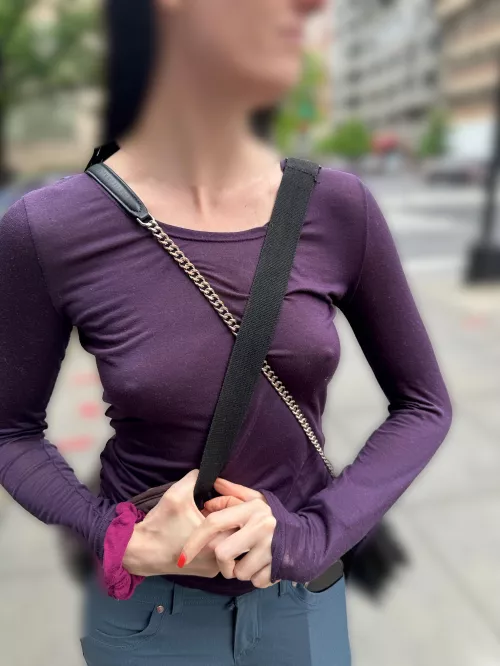 I need this shirt in more colors ;)