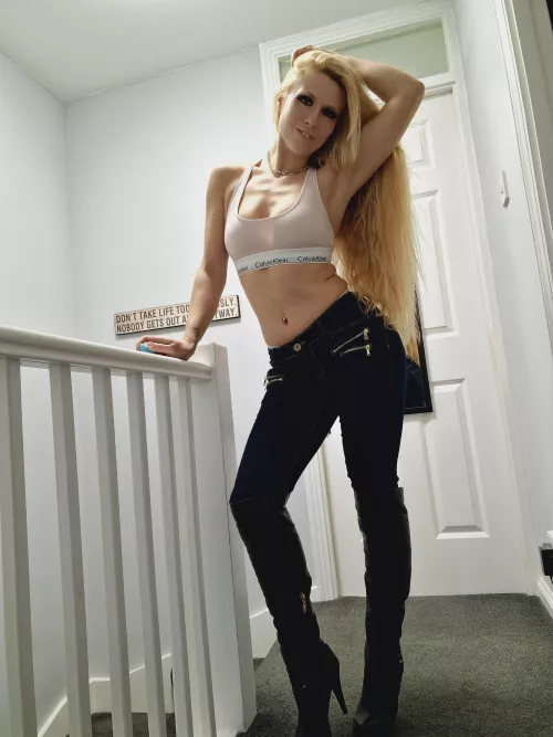 I only ever wear the tightest leggings